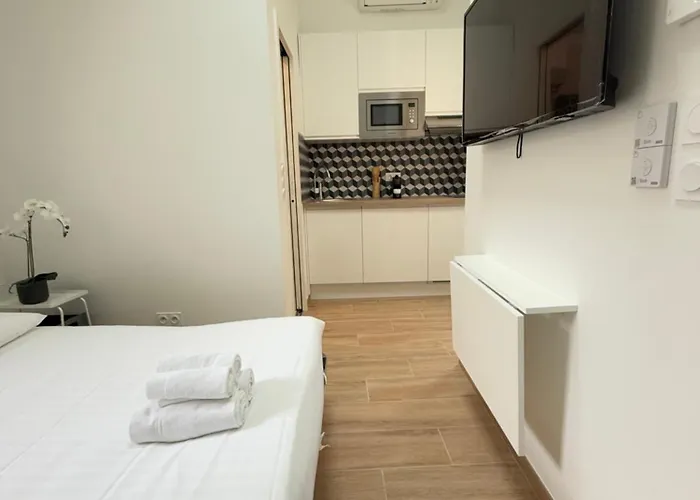 Cocoon By The Eiffel Tower And Roland Garros Apartment