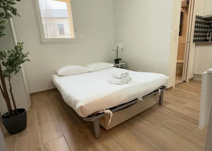 Cocoon By The Eiffel Tower And Roland Garros Apartment